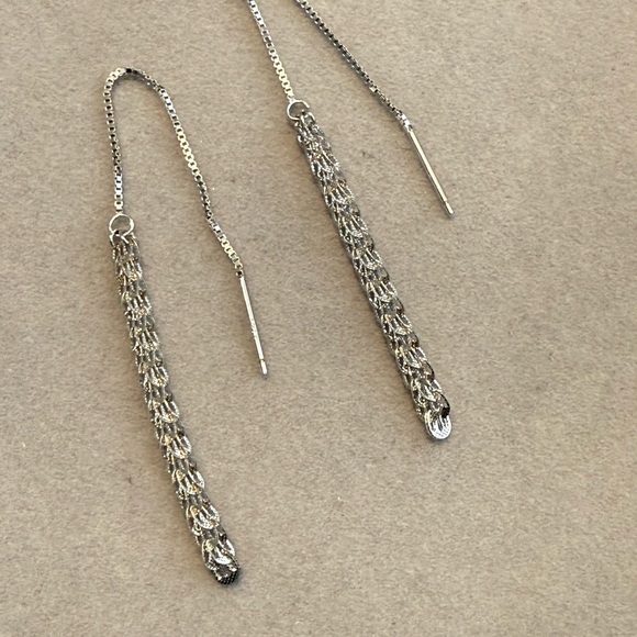 Elegant Sterling Silver 925 Drop Earrings - Picture 6 of 7
